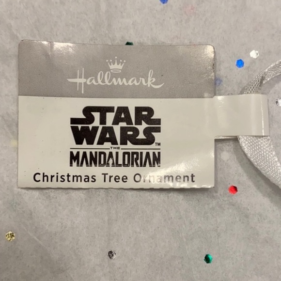 NWT Disney Hallmark Baby Yoda Ornament 🎄 - Picture 2 of 3